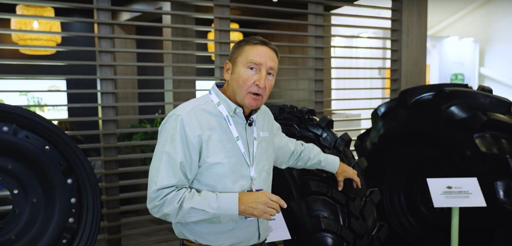 Scott Sloman Tire R14 : analysis with Scott Sloan TITAN France